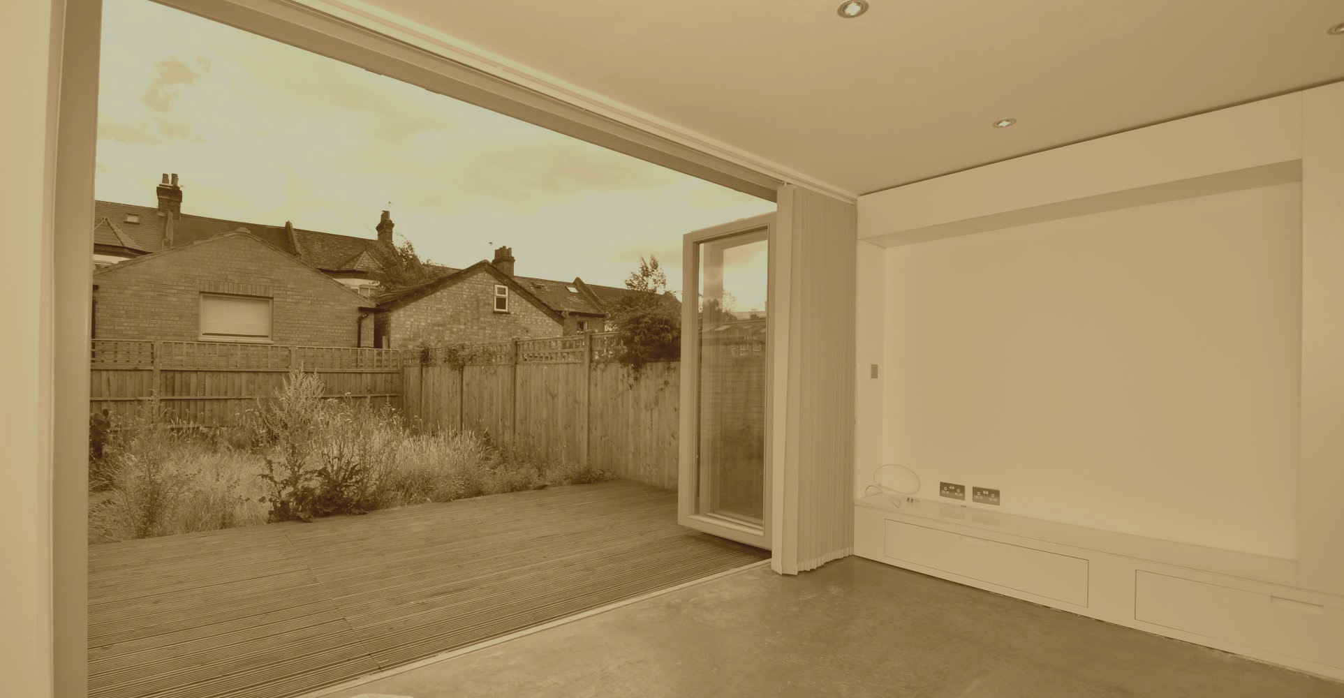 Slider, Glaziers in Romford, Rise Park, RM1